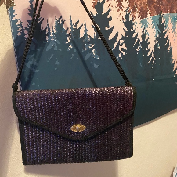 *Donated* Black Straw Clutch & Crossbody - Picture 6 of 10